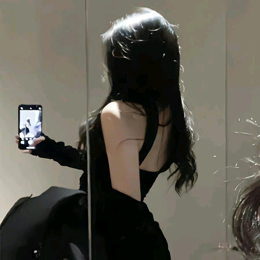 婧