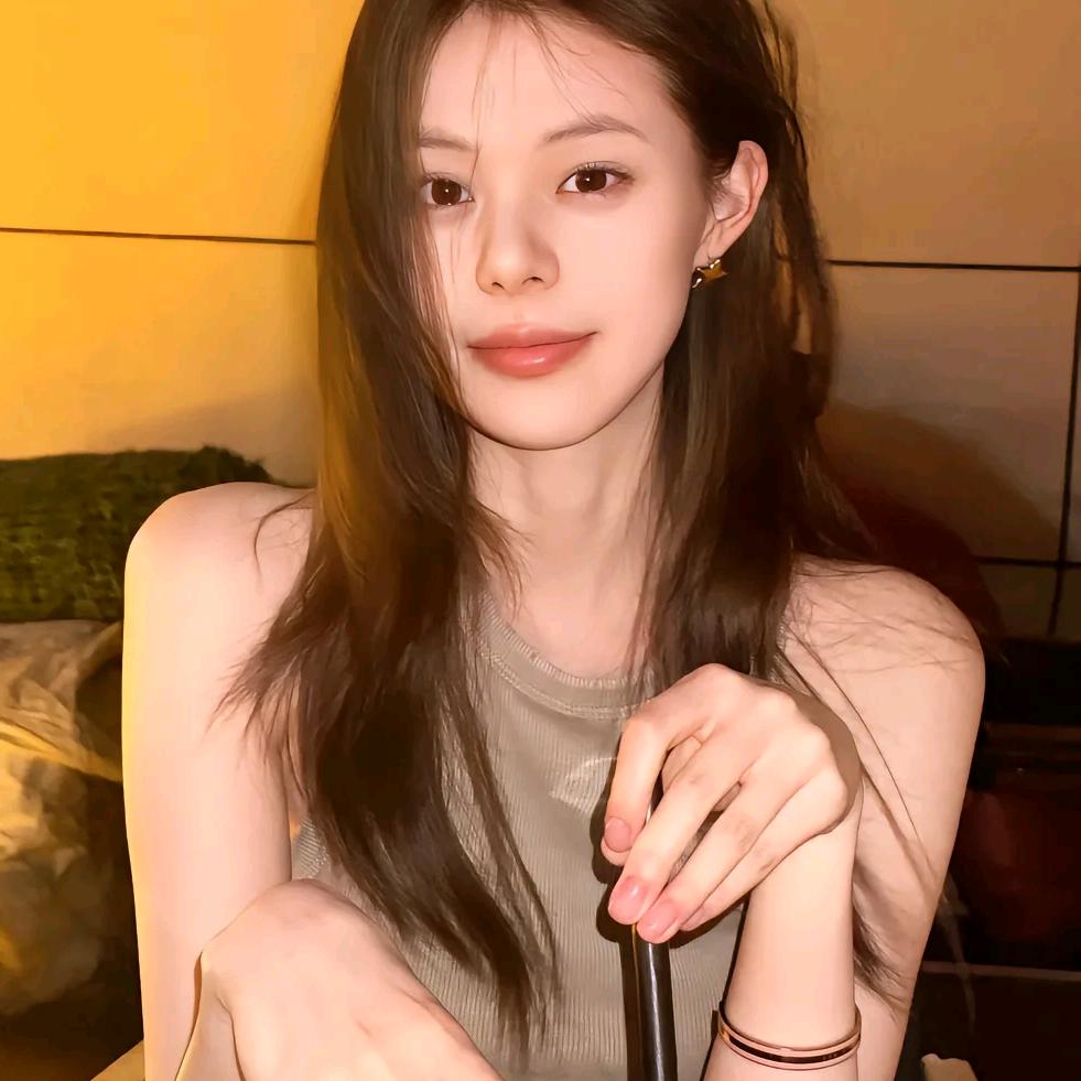 cr
