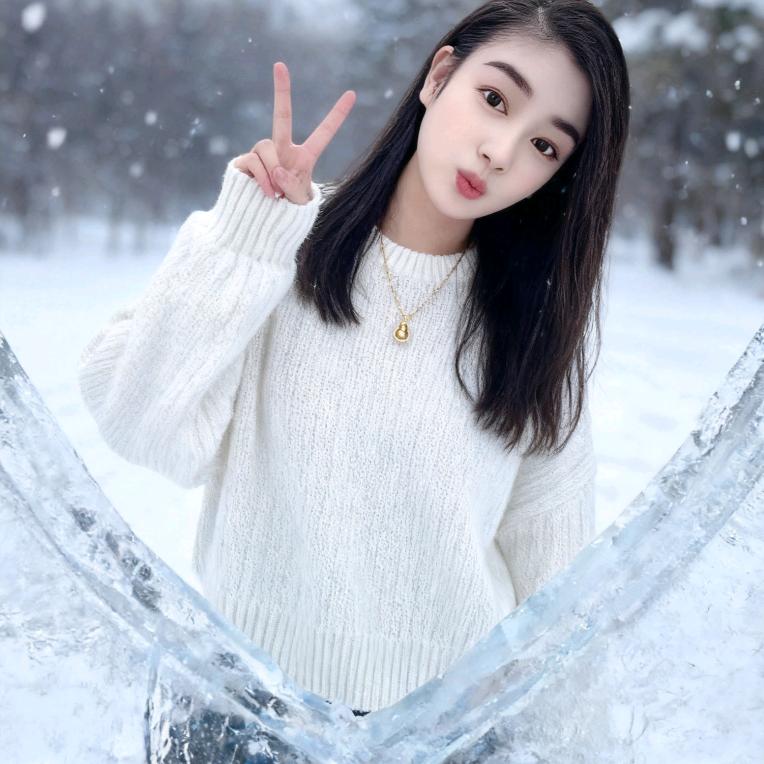 ℳ̶̶̶̶♡̶浅ℳ笑ᥫᩣ