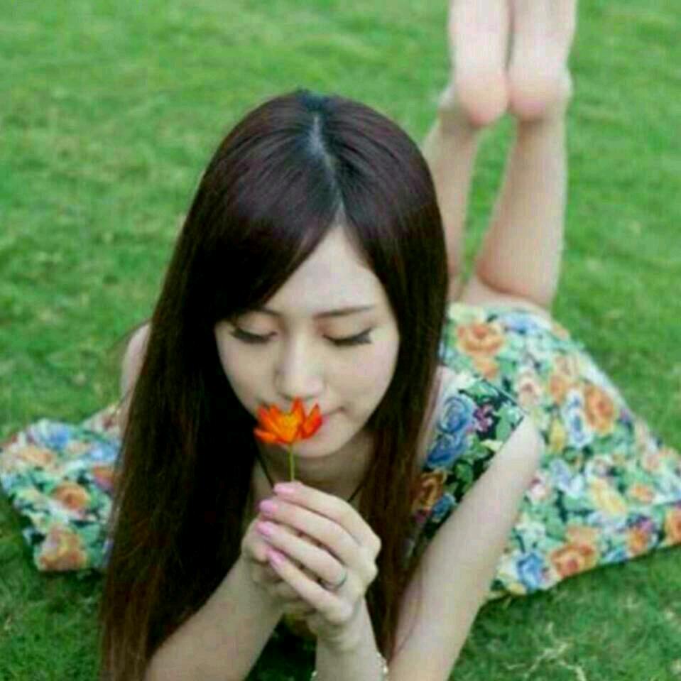 爱美的女孩(拒绝私聊)