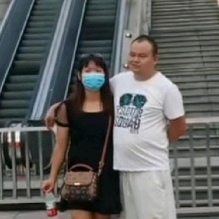 张前进和叶秀英生活号
