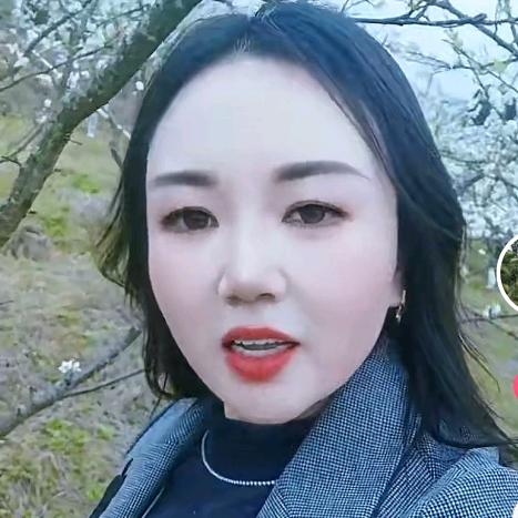 徐姐:  梁平生态果园