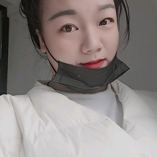 革斤靳