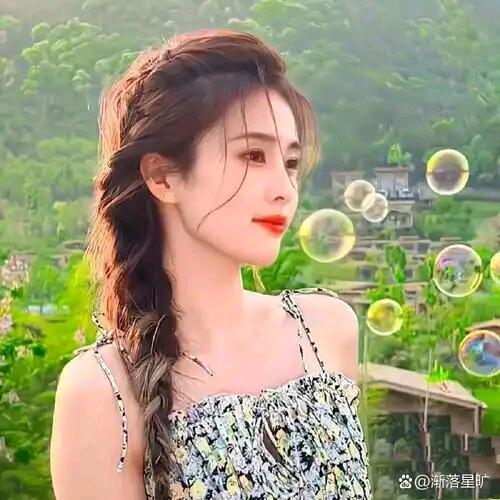 丽丽吖