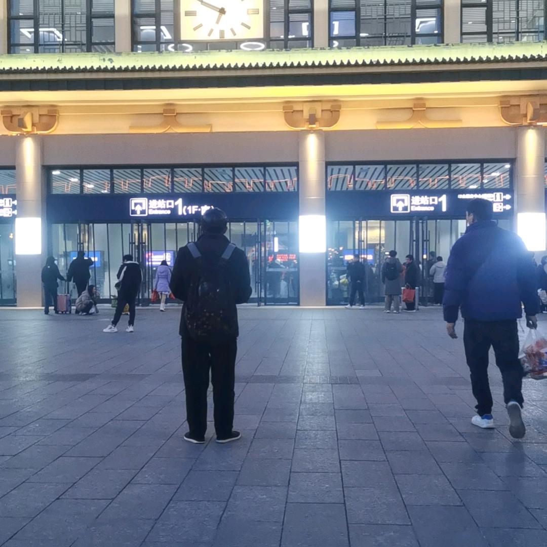 E+1酒水便利店
