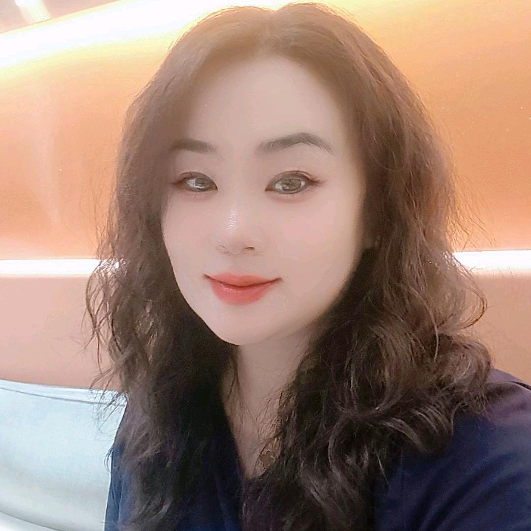 何家二小姐