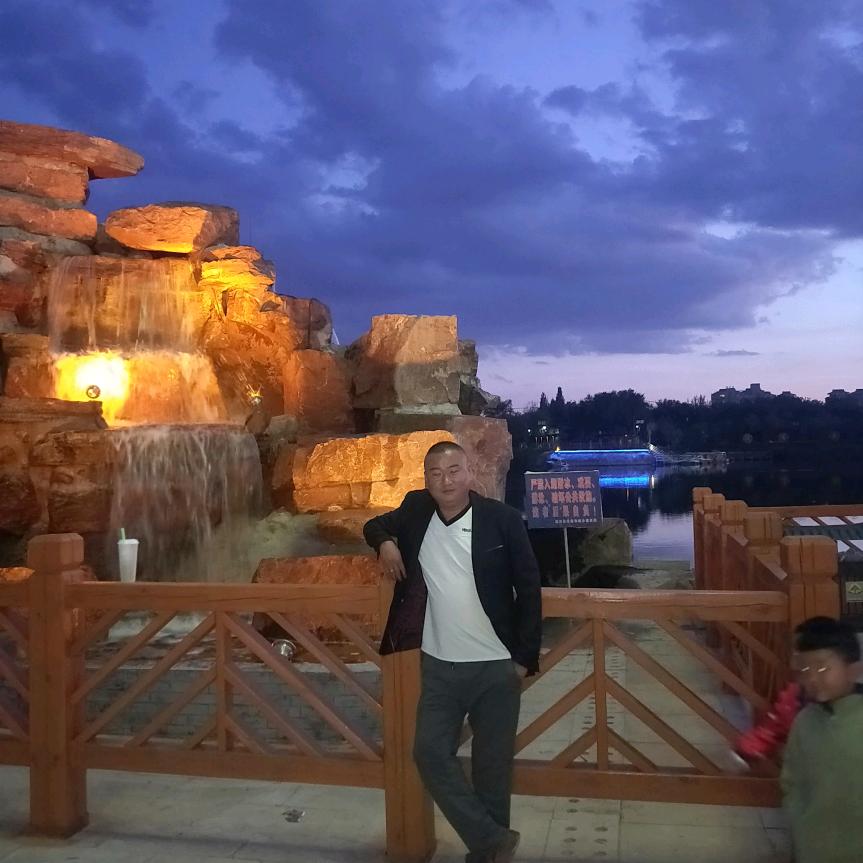 平罗二手车波哥