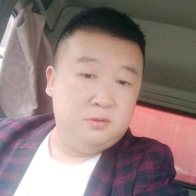 修电动车的老男孩