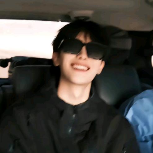 邦邦两拳˙Ⱉ˙ฅ_