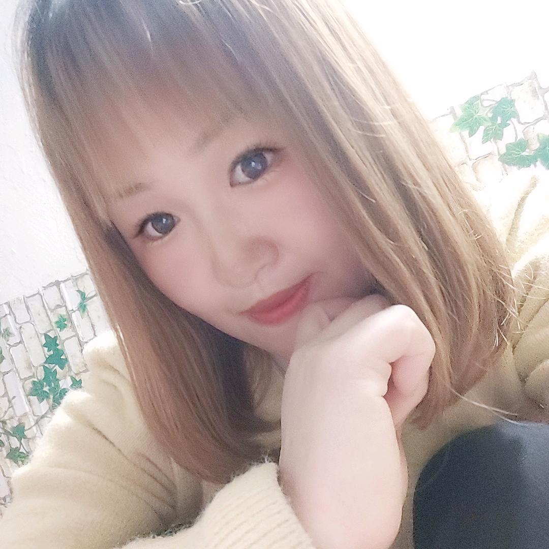 淡然一笑