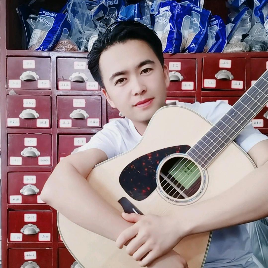 给吉他🎸把脉