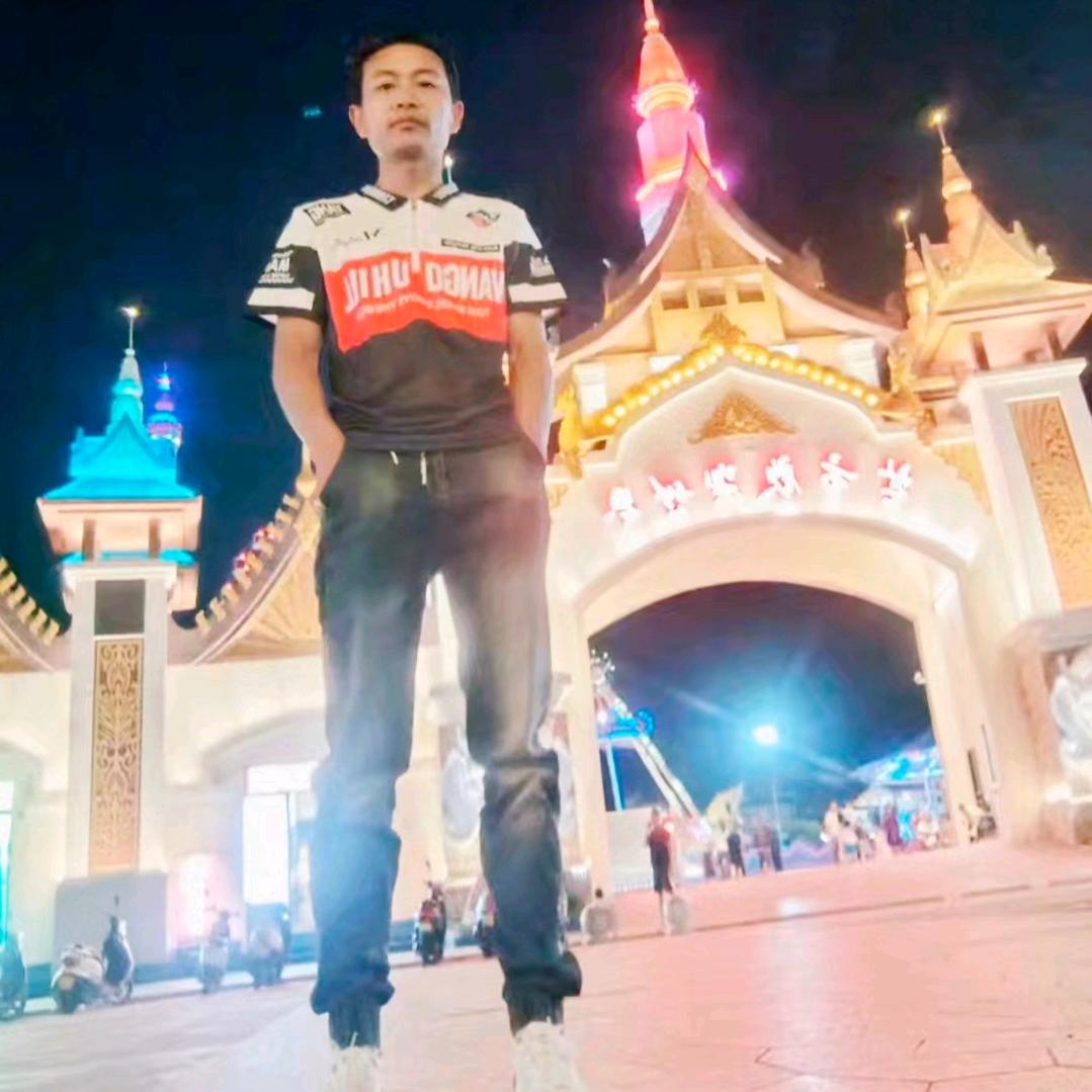 🇨🇳我想回家🇲🇲🏣🏚🕍💒