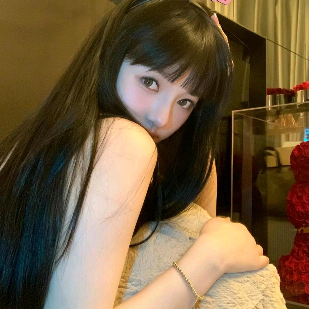 草莓啵啵