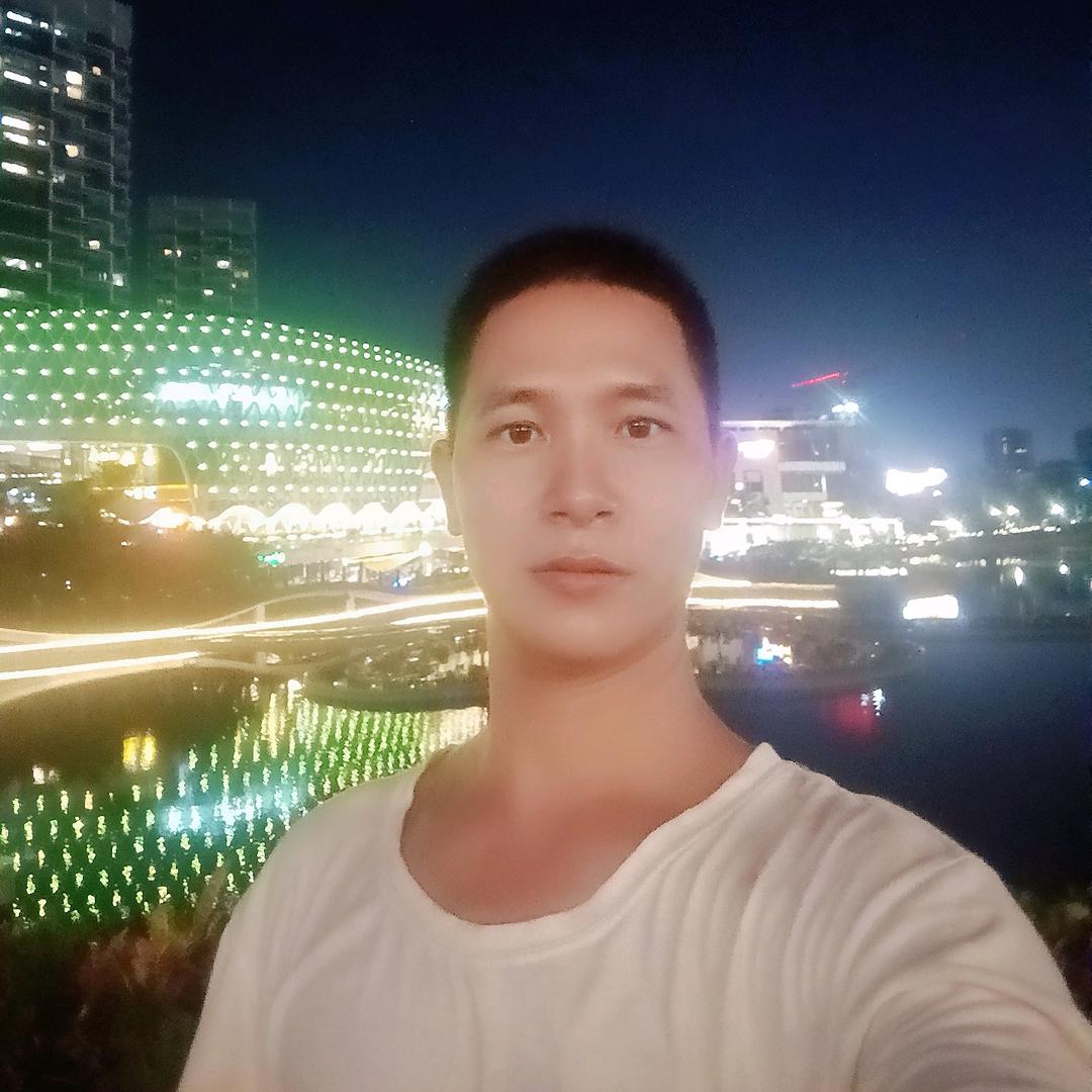 搬砖小杨哥