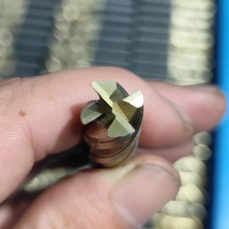 不会磨刀的机加工学徒
