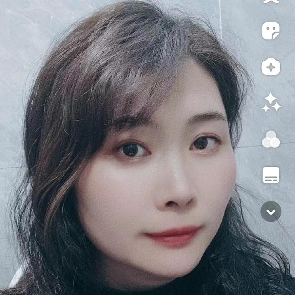 月半不是胖子🍀南峰花园口店