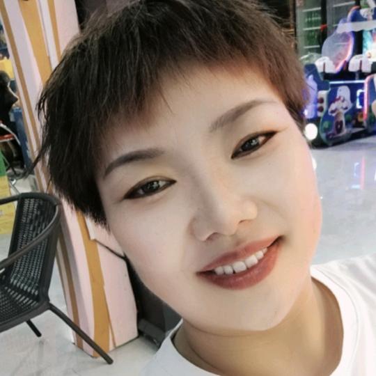 胖妞不胖