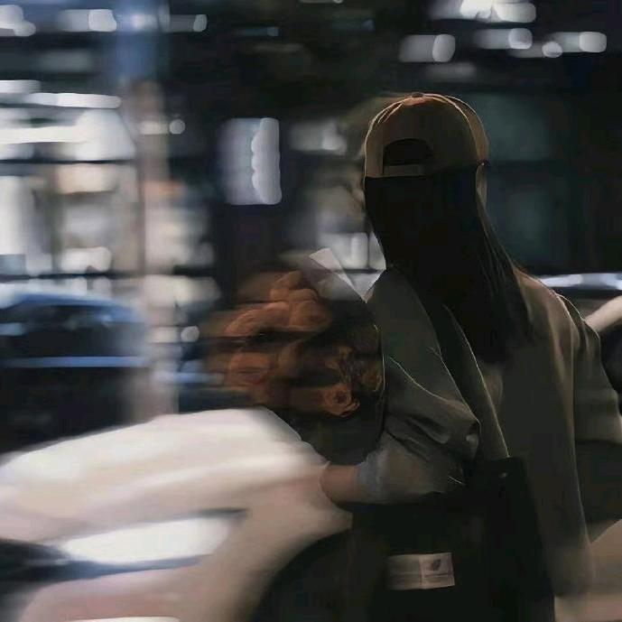 甄可爱.