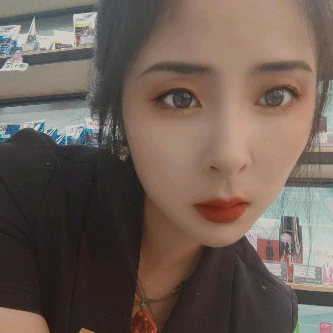 万色店李玟（吕四店）