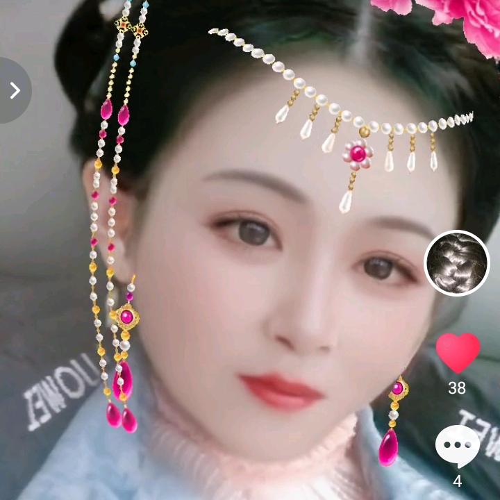 小苹果，喜欢听伤感歌曲👩‍❤‍👨