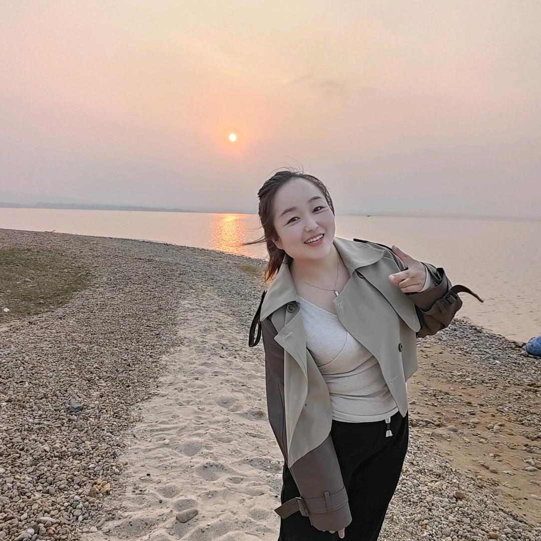 A    @玲