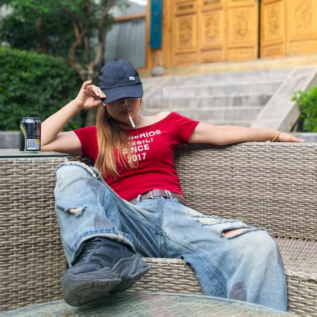 钕人如花、花似毒