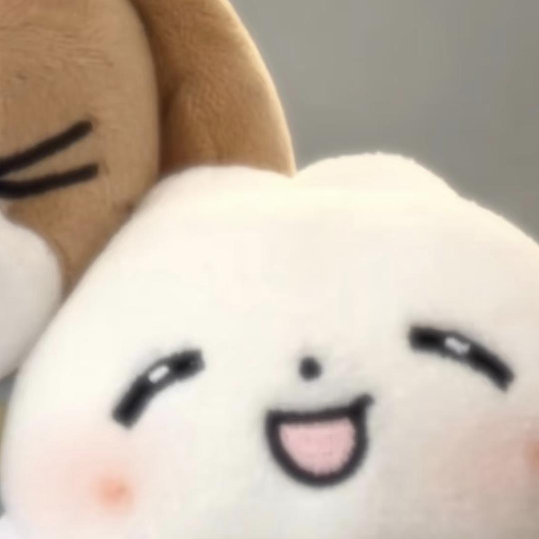 我睡觉的时候闭着眼