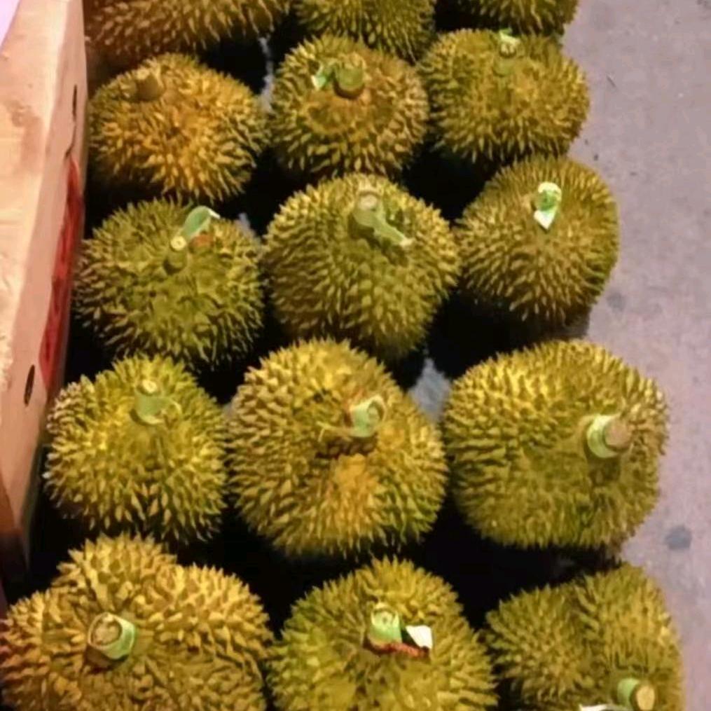 卖水果的小姐姐