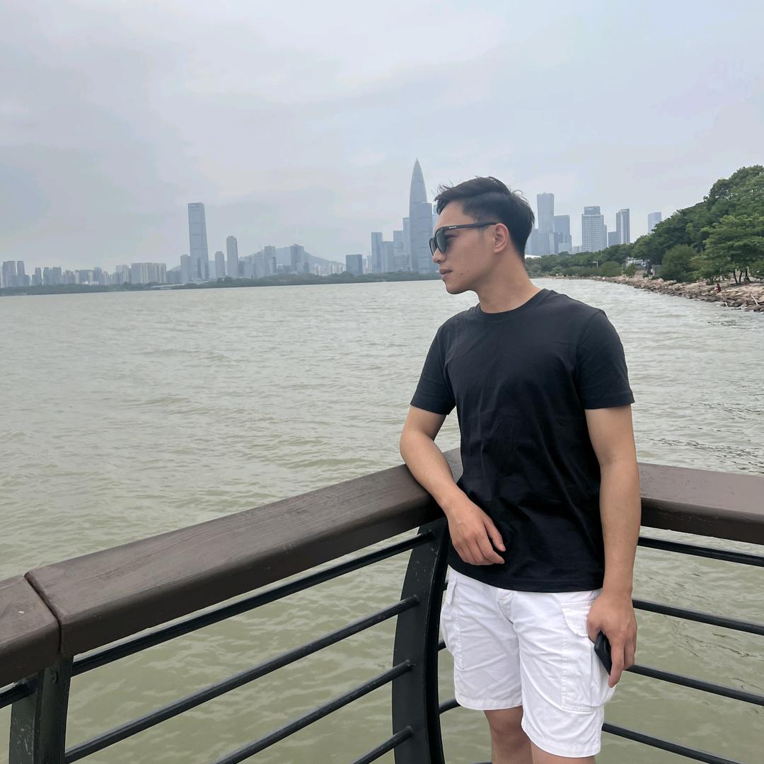 韦柏成