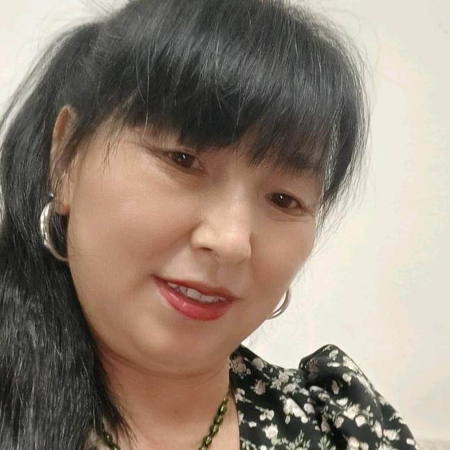 杨红
