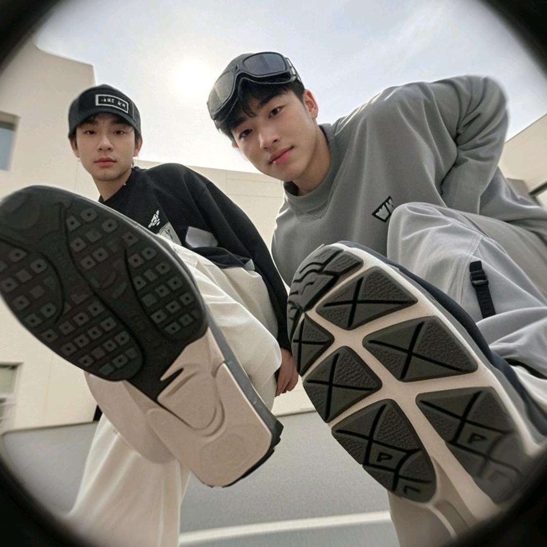 ￴￴￴ ￴￴ ￴￴ ￴￴