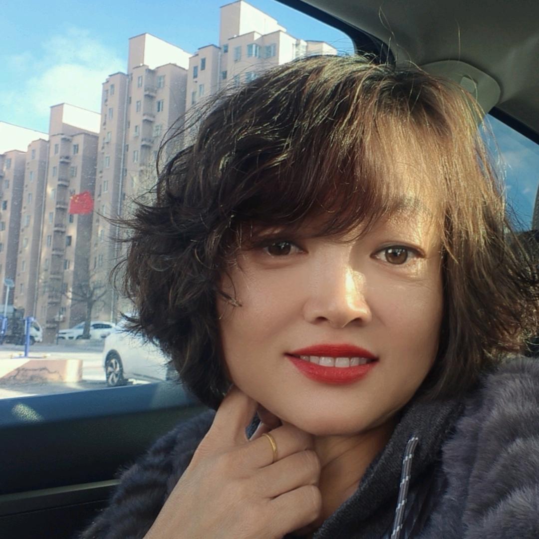 女王芳菲🌹🌹🌹