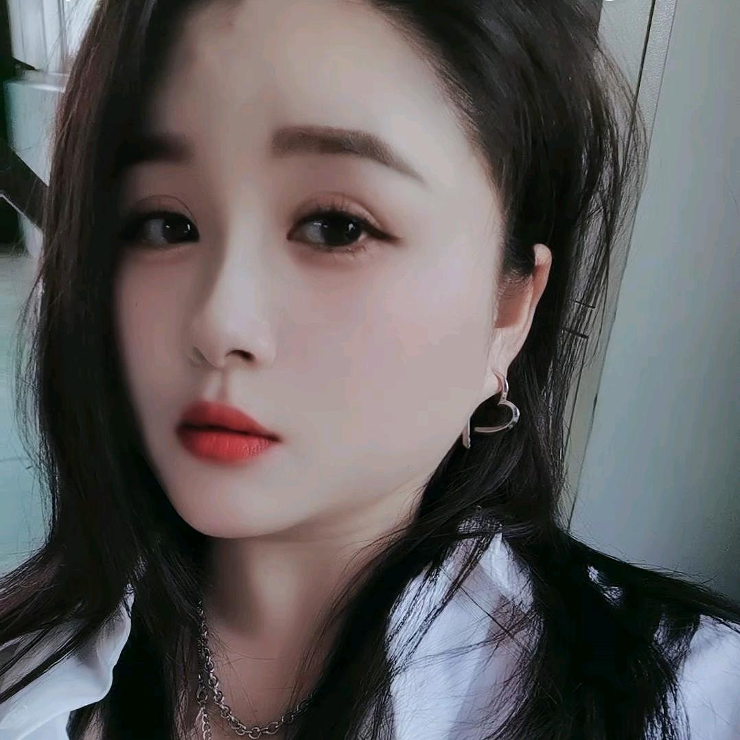 琳琳♥