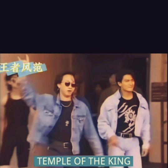 相识不易，倍加珍惜你眼里心里脑里你伊人。