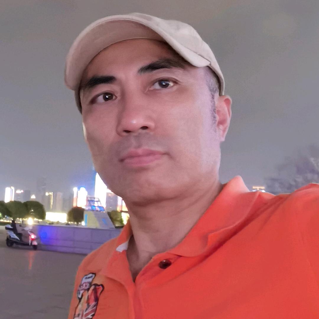 情感疗愈何老师