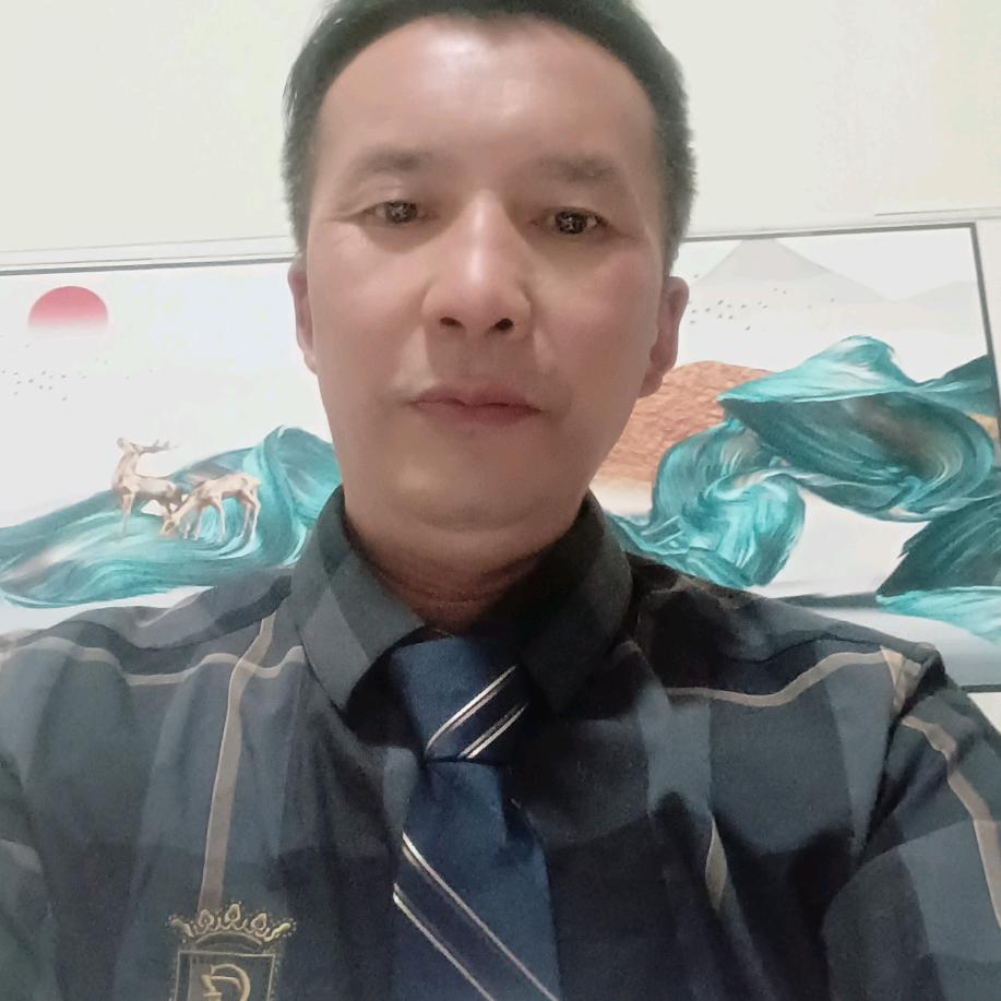 一个在拼搏的人