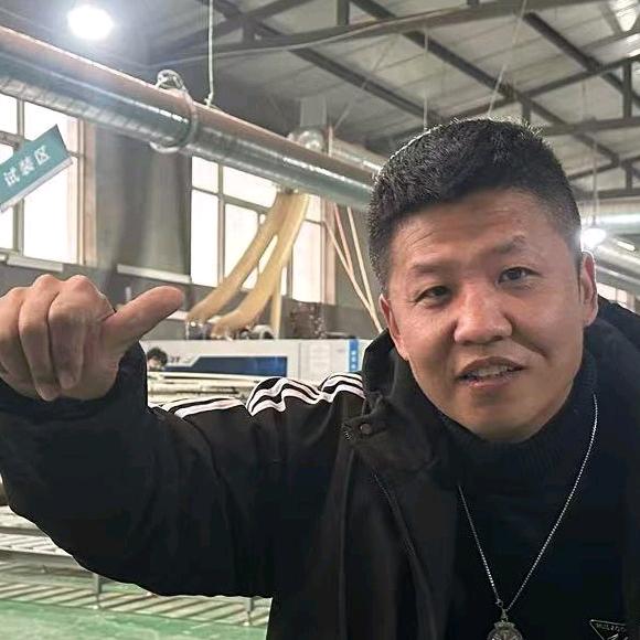 “柱子哥”懂定制