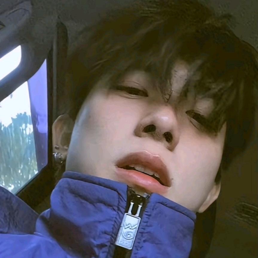 恶魔猫猫买面膜