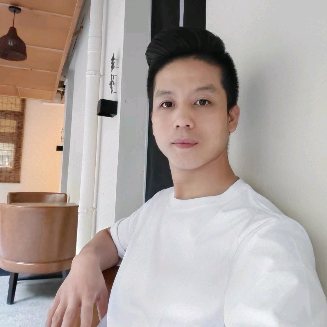 单身男孩寻找梦中女孩