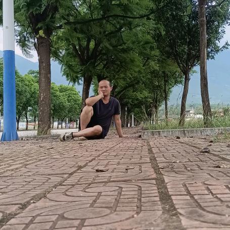 跑货车🚚的毅哥哥