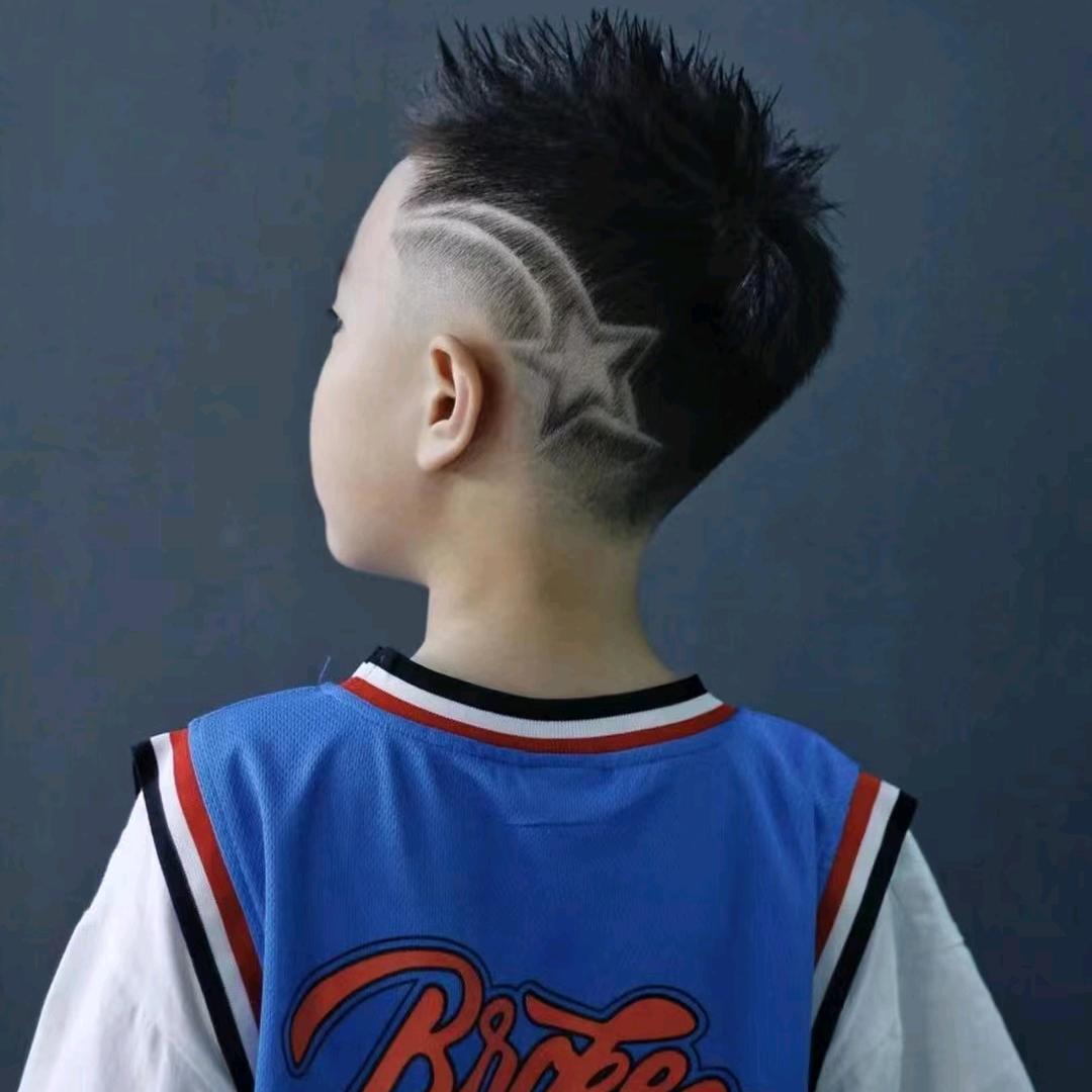 秺宸