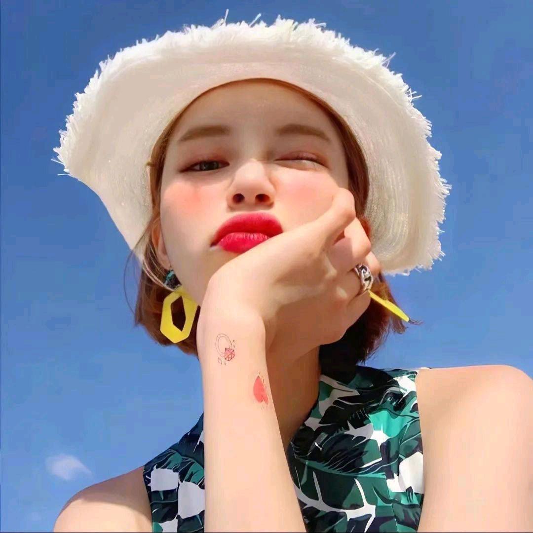 @兜兜里有糖@