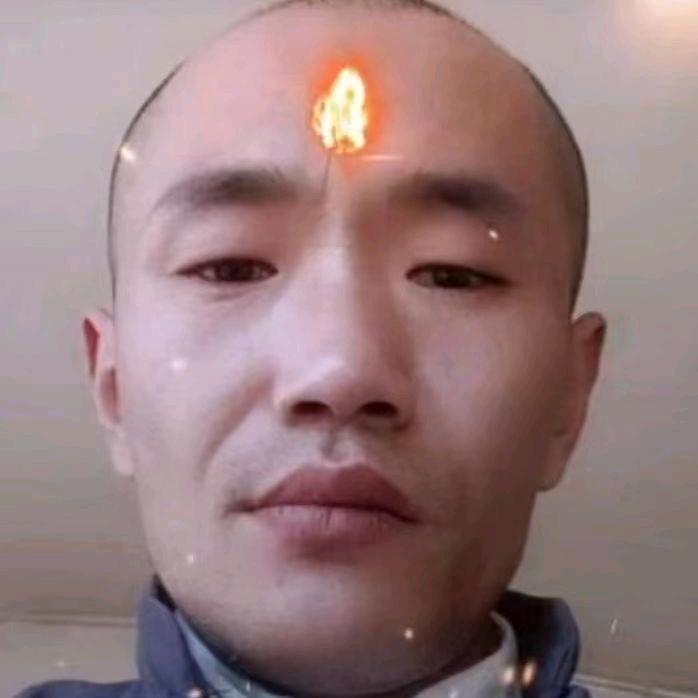 贫僧法号不戒色