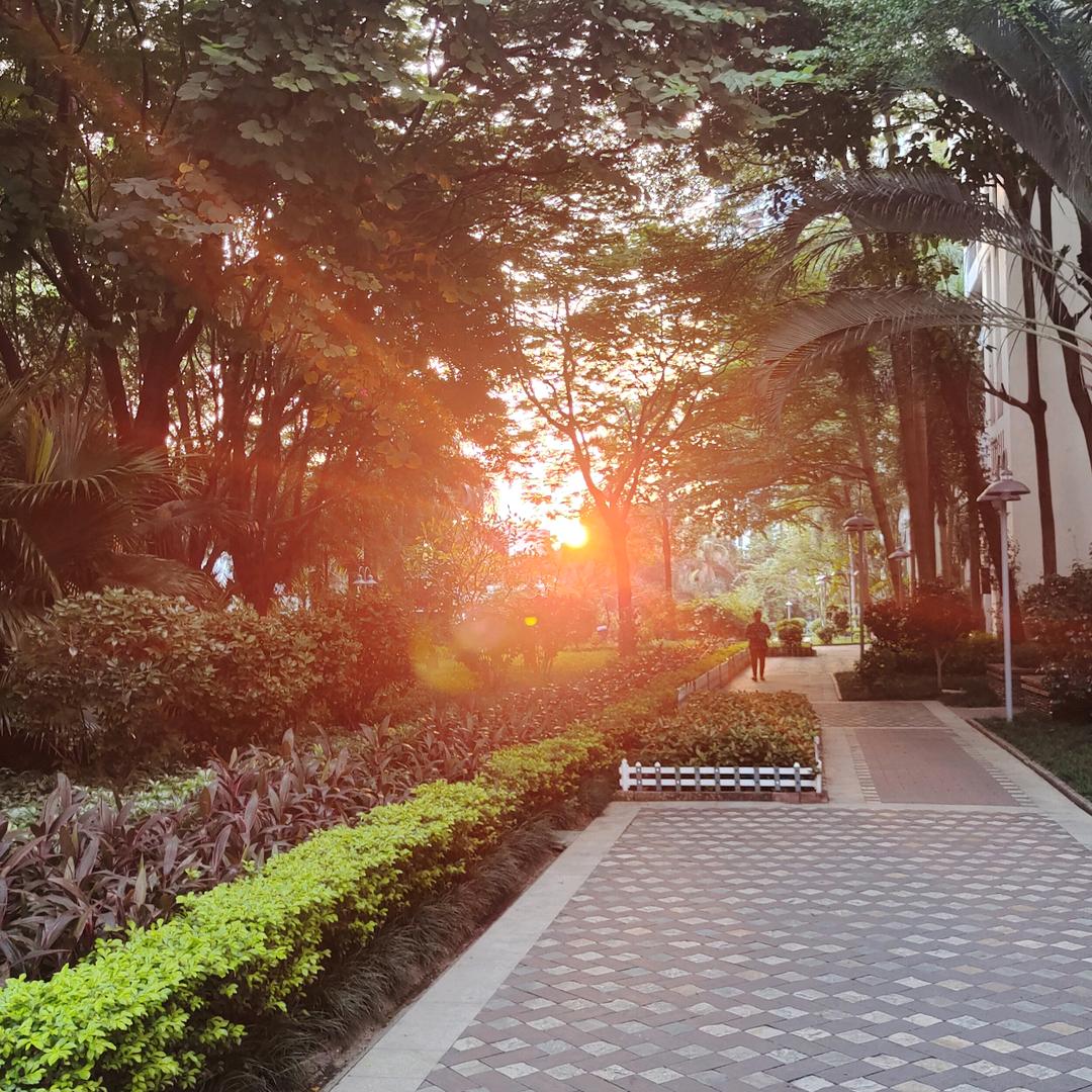 小哥哥文具百货