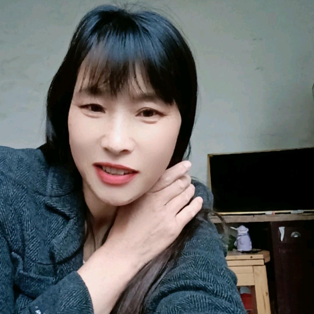 用户4977784077778