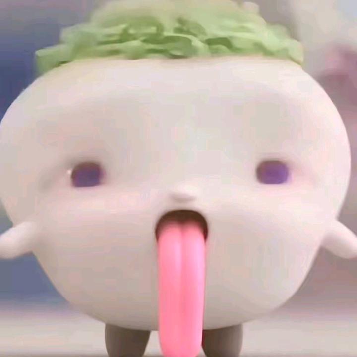 T   T