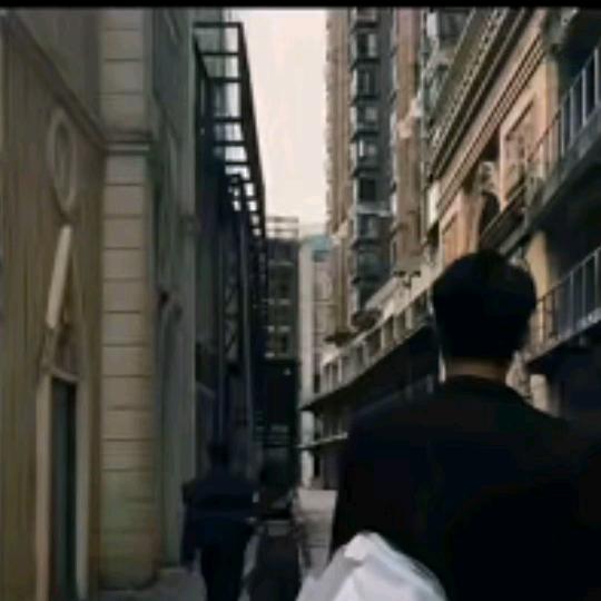 青山上的狗尾巴草