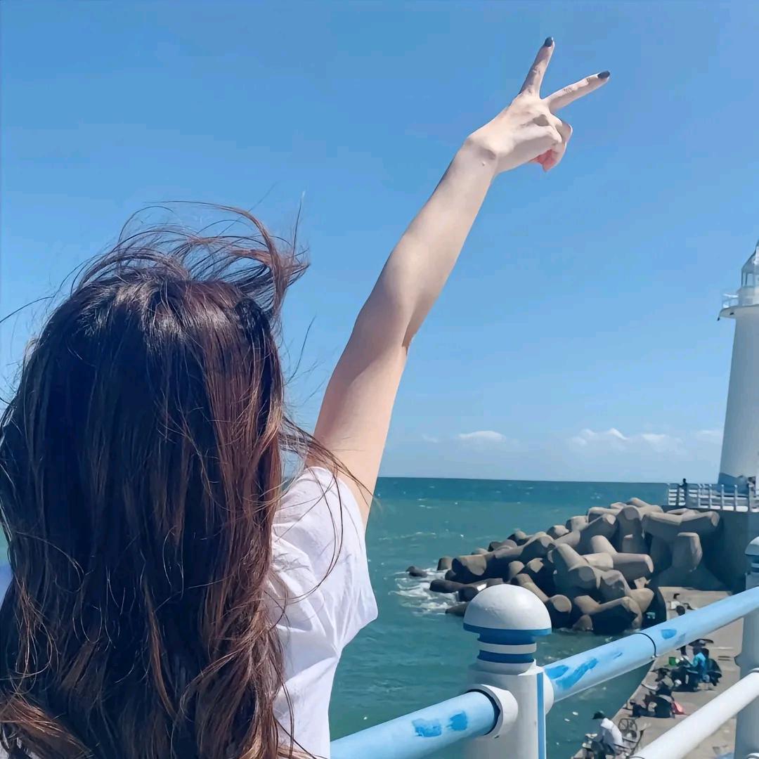 ღ᭄李好💞