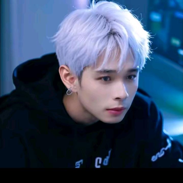 乡下故事：鲁东华哥🌹🌹🌹🌹