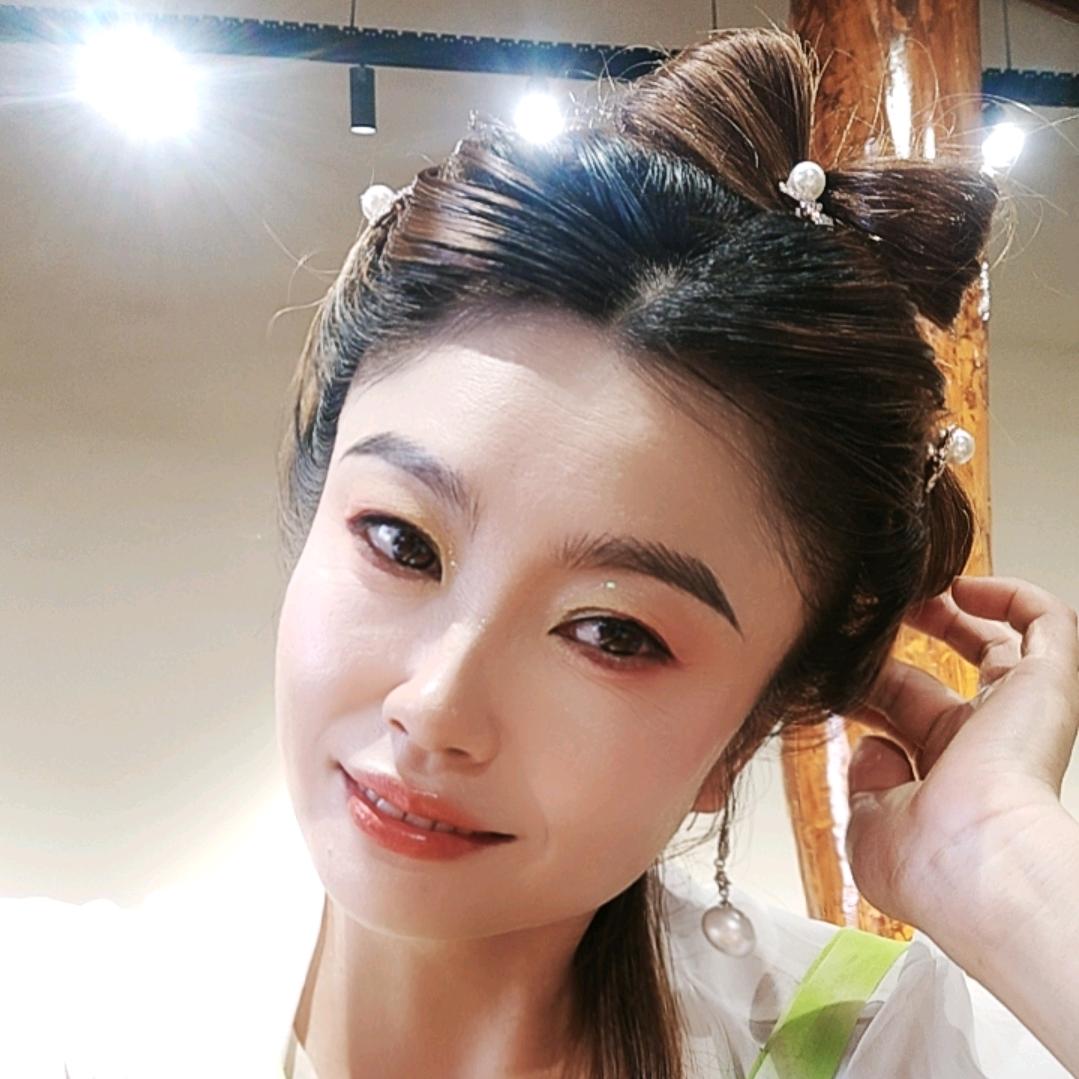 红梅傲雪（拒绝私聊）